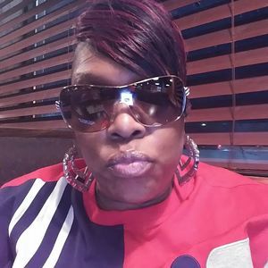 Meet your Posher, Shaneca